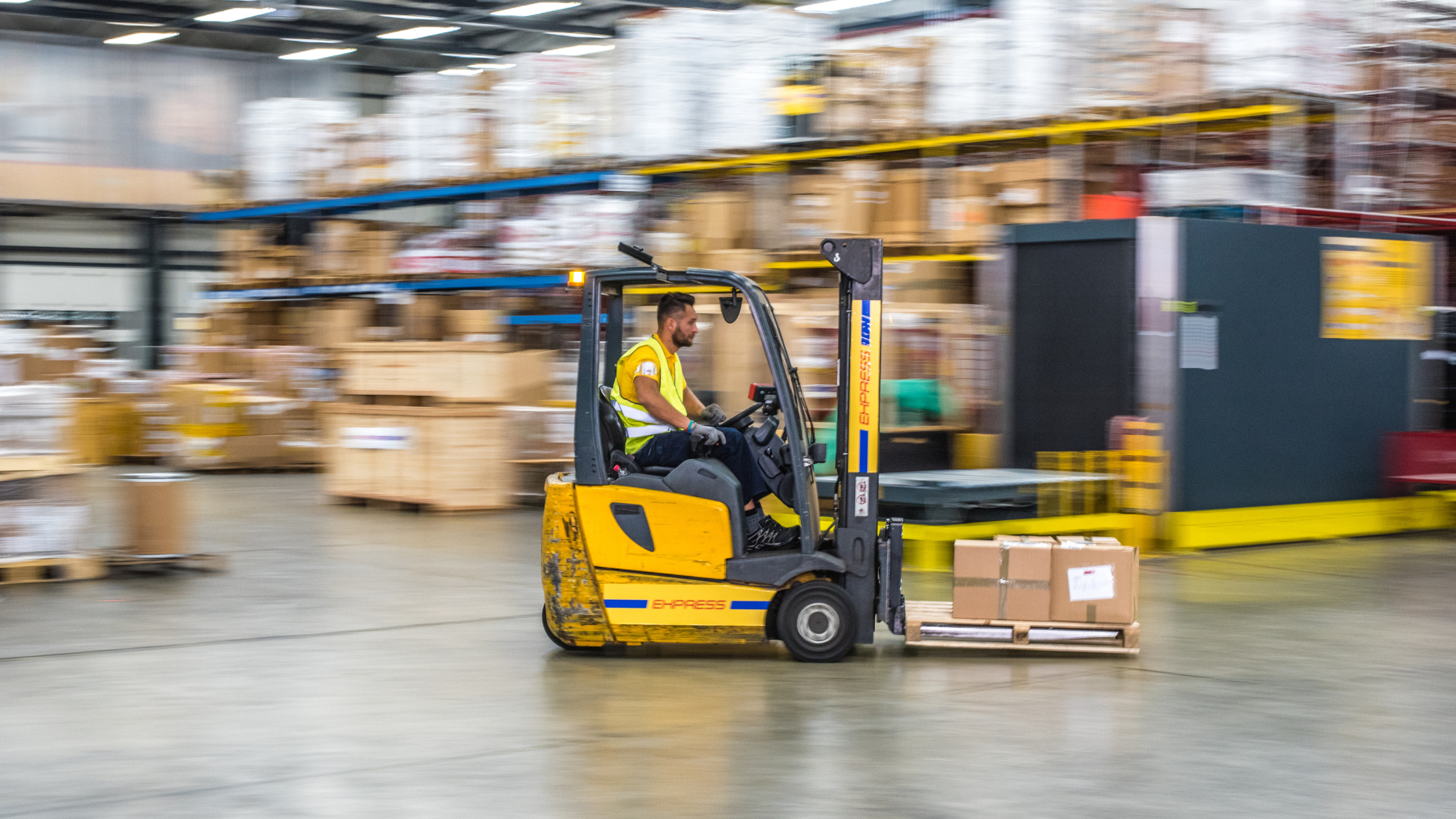 What You Need to Consider Before Booking Forklift Hire